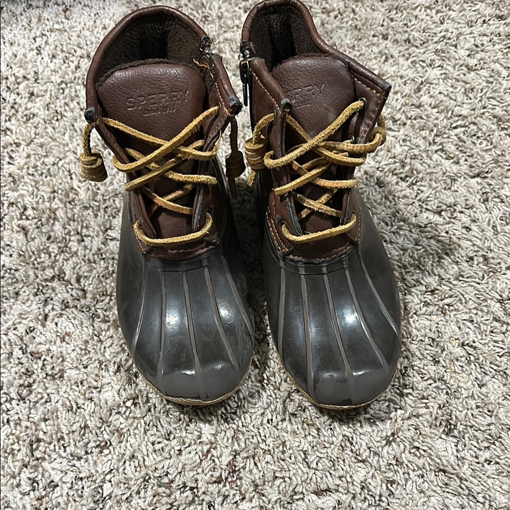 Sperry Kids Brown and Gray Duck Boots size 1